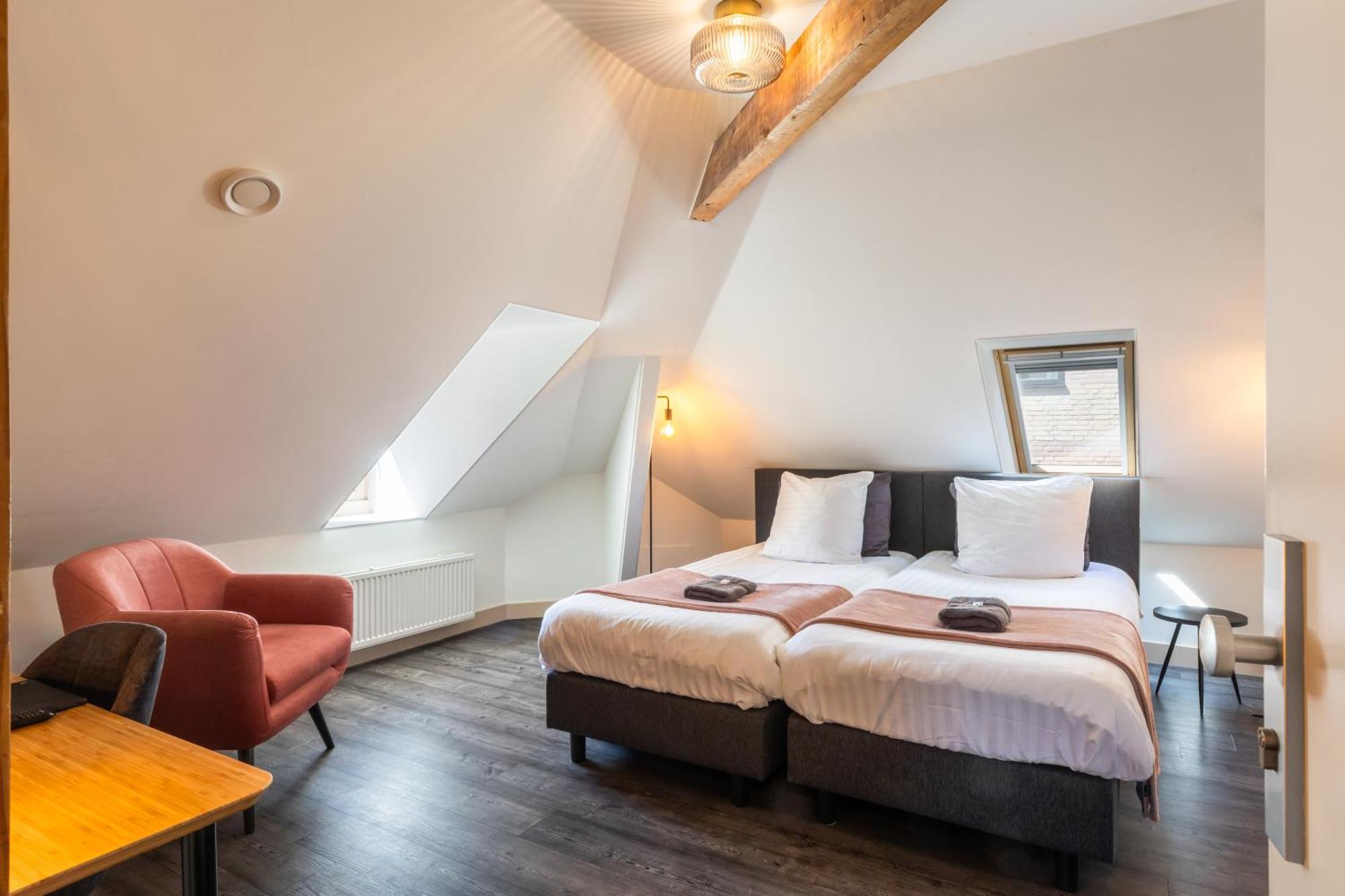 Het Oude Kantongerecht Bed & Breakfast Apeldoorn